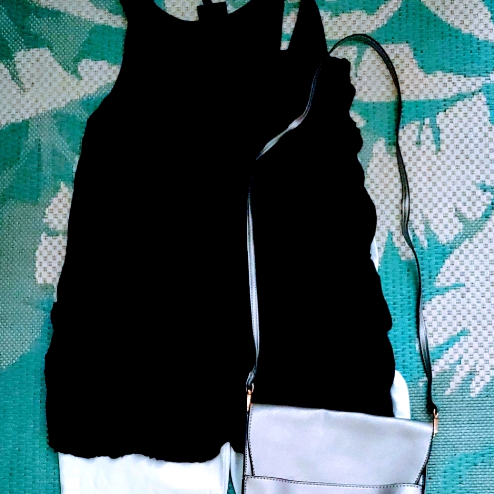 Mossimo black ruffled top